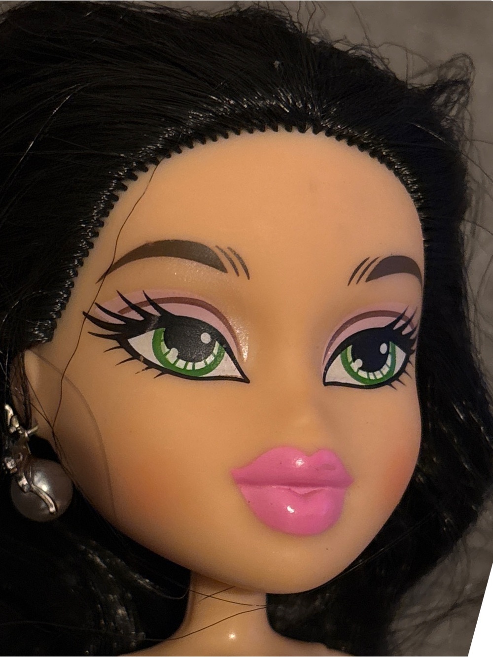 Jade Bratz  2015 Fashion Doll Redress ‘ON A BED  OF ROSES’